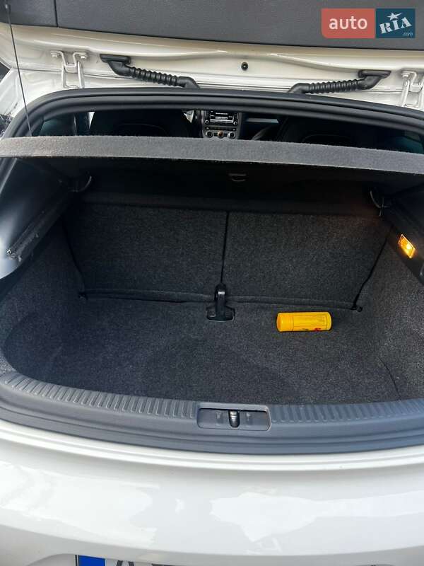 Хетчбек Volkswagen Scirocco 2013 в Харкові