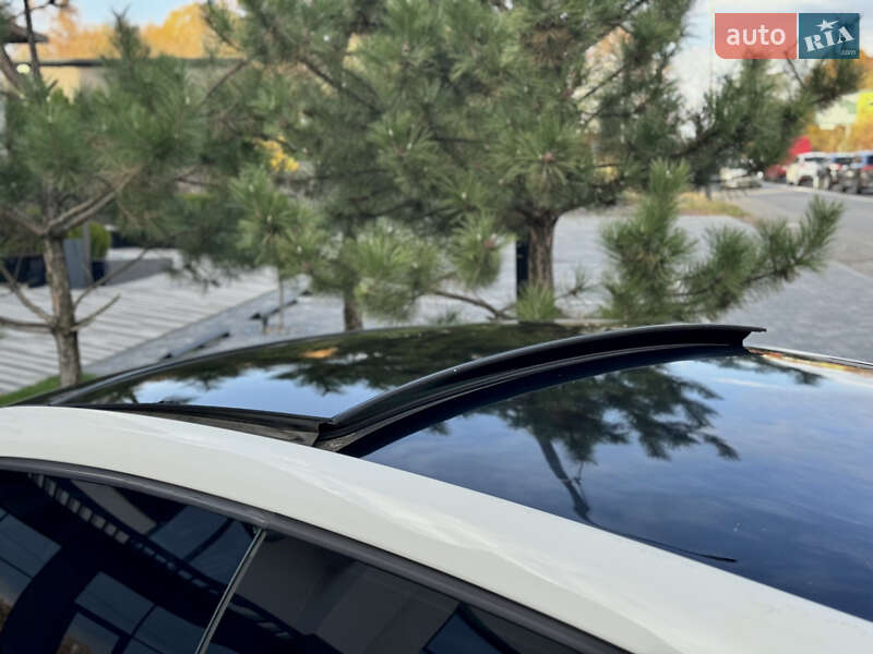 Хетчбек Volkswagen Scirocco 2010 в Ужгороді