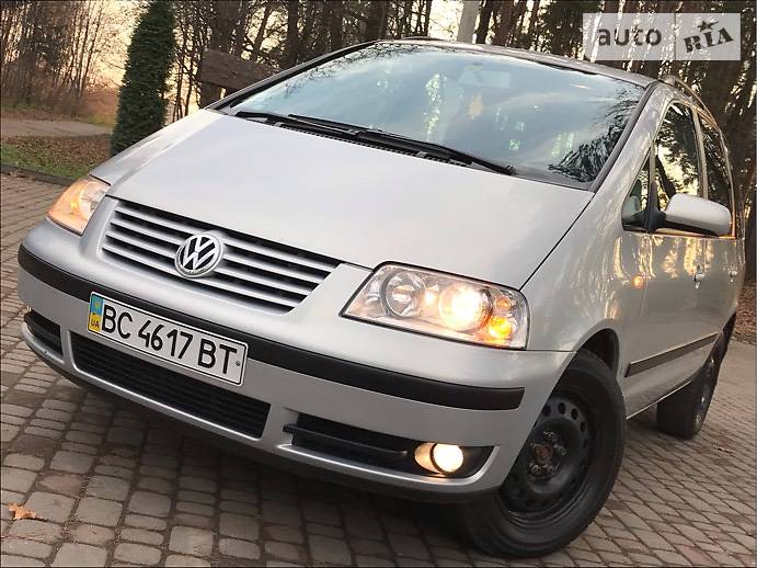 Минивэн Volkswagen Sharan 2002 в Дрогобыче