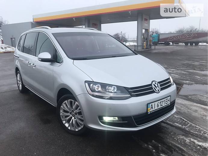 Минивэн Volkswagen Sharan 2012 в Сквире