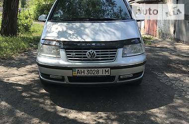 Мінівен Volkswagen Sharan 2004 в Покровську