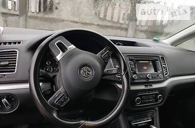 Мінівен Volkswagen Sharan 2012 в Києві