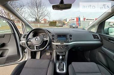Минивэн Volkswagen Sharan 2016 в Хмельницком