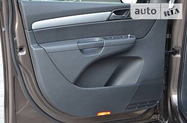 Мінівен Volkswagen Sharan 2011 в 