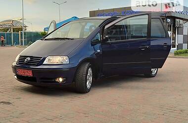 Минивэн Volkswagen Sharan 2003 в Сарнах