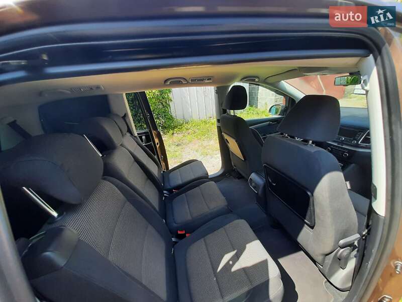 Минивэн Volkswagen Sharan 2011 в Гайсине