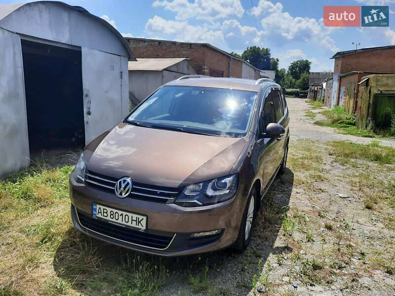 Минивэн Volkswagen Sharan 2011 в Гайсине