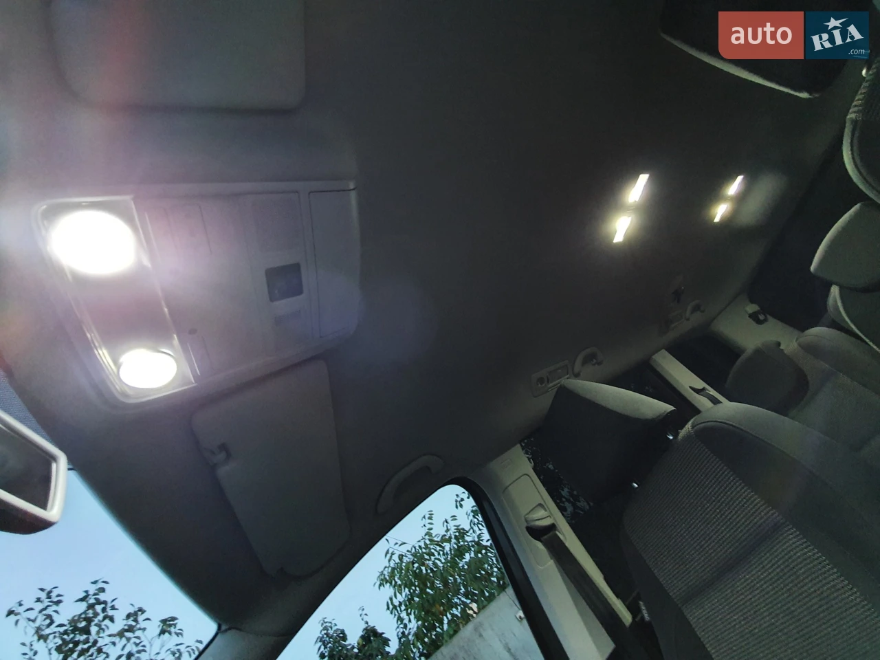2011 Volkswagen Sharan - мініатюра 31