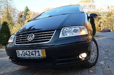 Минивэн Volkswagen Sharan 2009 в Трускавце