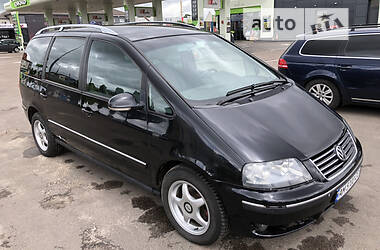 Мінівен Volkswagen Sharan 2007 в Житомирі