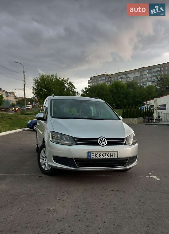 Volkswagen Sharan 2011