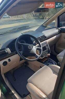 Минивэн Volkswagen Sharan 2001 в Киеве