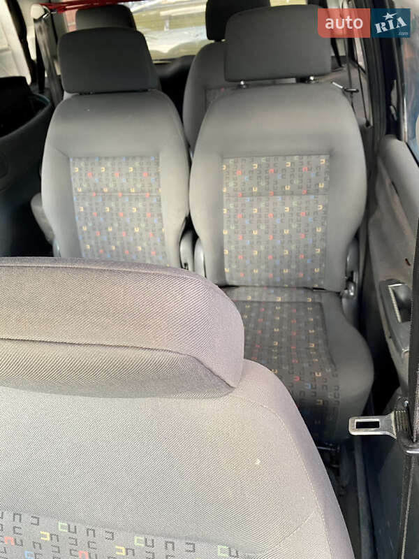 Минивэн Volkswagen Sharan 2001 в Яремче