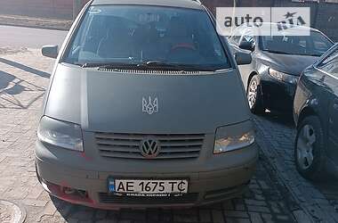 Мінівен Volkswagen Sharan 2001 в Дніпрі