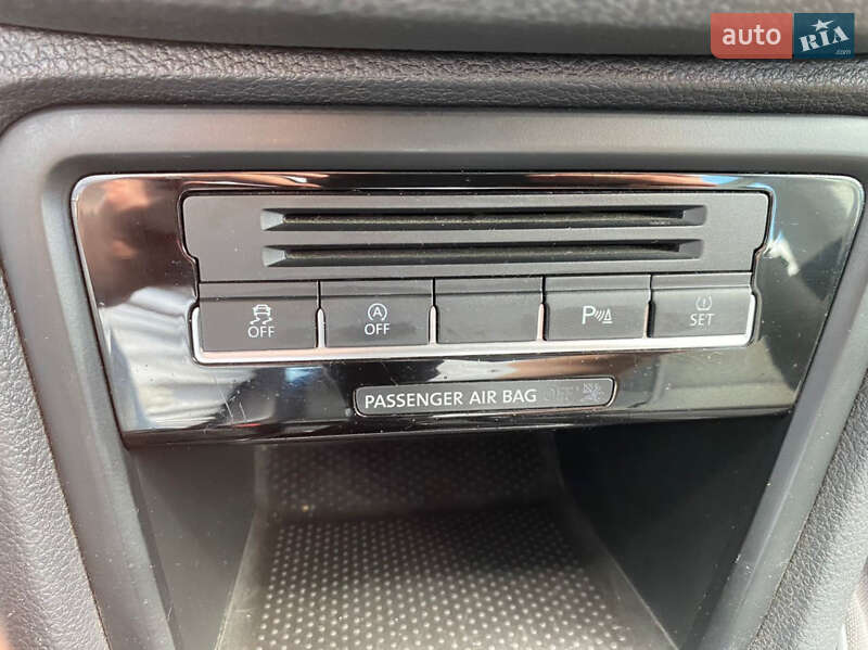 Мінівен Volkswagen Sharan 2011 в Шостці