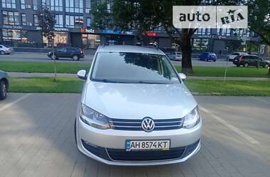 Минивэн Volkswagen Sharan 2015 в Ужгороде