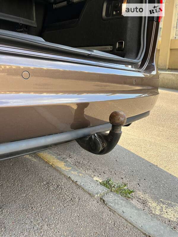 Минивэн Volkswagen Sharan 2013 в Киеве фото 14 Минивэн Volkswagen Sharan 2013 в Киеве