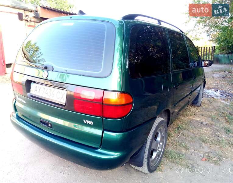 Минивэн Volkswagen Sharan 1996 в Харькове