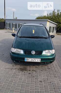Минивэн Volkswagen Sharan 1996 в Рава-Русской