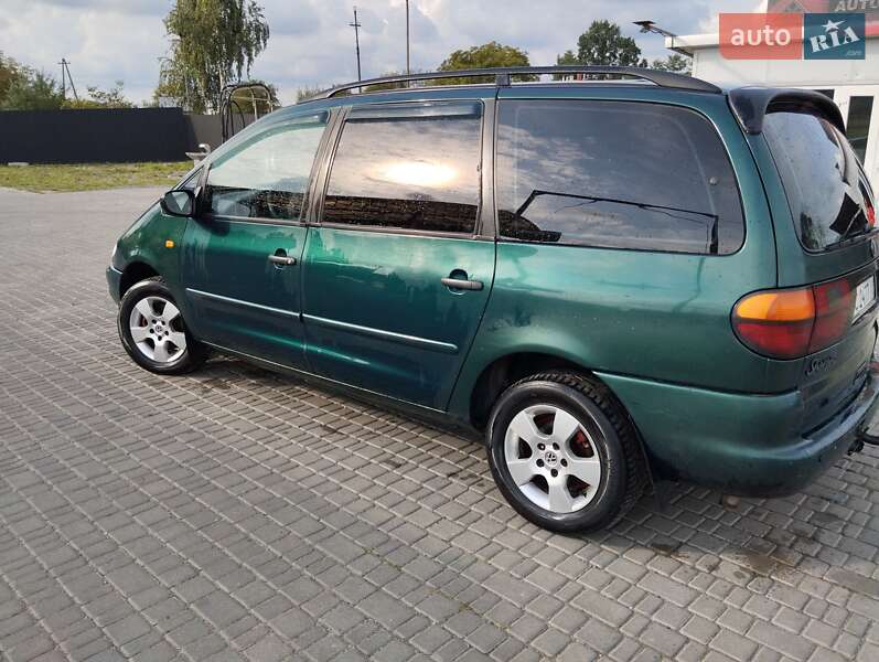 Мінівен Volkswagen Sharan 1996 в Львові