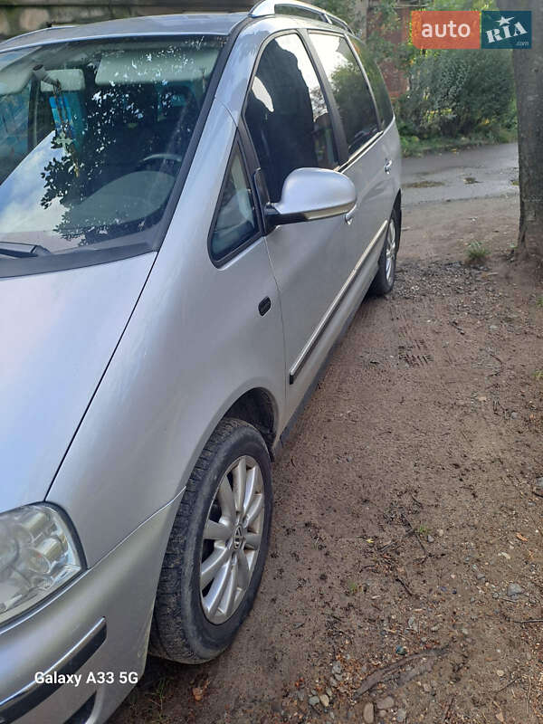 Минивэн Volkswagen Sharan 2007 в Ужгороде