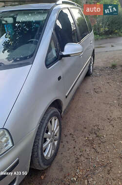 Минивэн Volkswagen Sharan 2007 в 