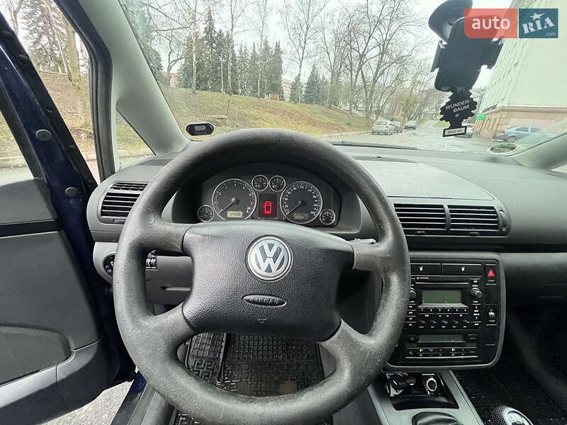 Мінівен Volkswagen Sharan 2003 в Краматорську