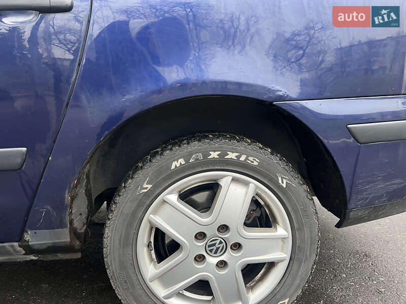 Мінівен Volkswagen Sharan 2003 в Краматорську