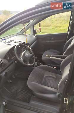 Минивэн Volkswagen Sharan 2003 в Дубно
