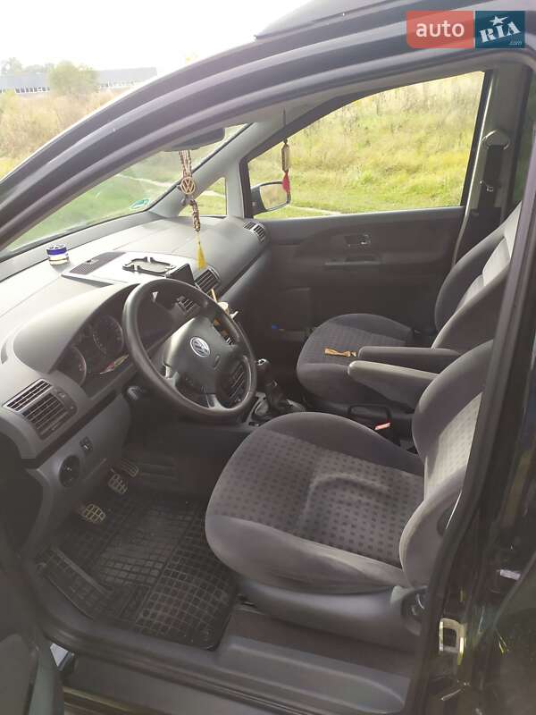 Минивэн Volkswagen Sharan 2003 в Дубно