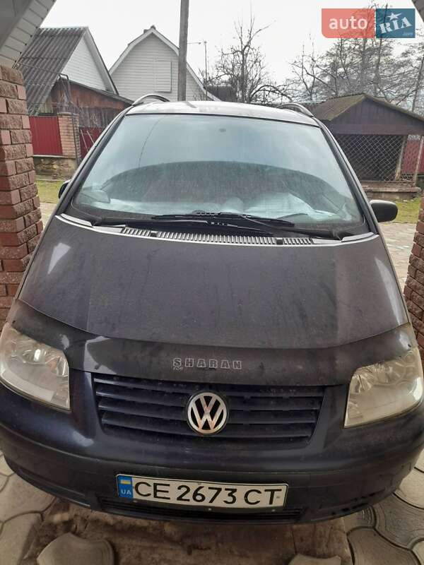 Мінівен Volkswagen Sharan 2000 в Вижниці