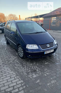 Минивэн Volkswagen Sharan 2008 в Калиновке