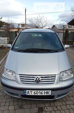 Минивэн Volkswagen Sharan 2003 в Косове