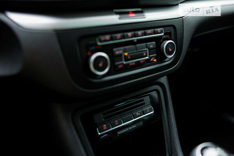 Мінівен Volkswagen Sharan 2010 в Києві