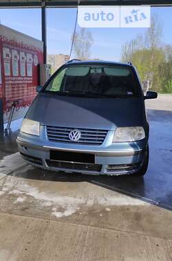 Минивэн Volkswagen Sharan 2001 в Черкассах