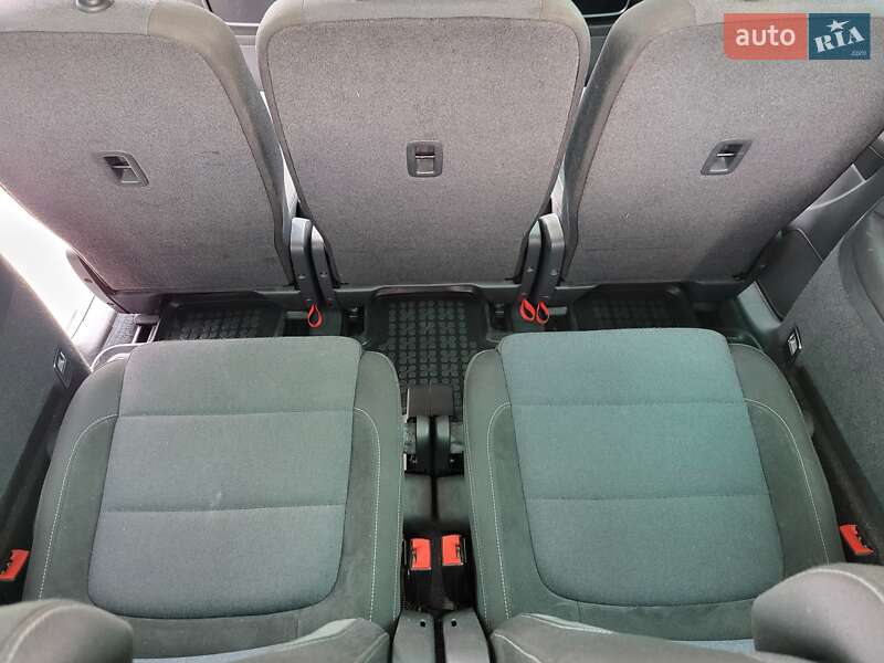 Минивэн Volkswagen Sharan 2012 в Хмельницком