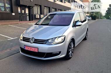 Минивэн Volkswagen Sharan 2012 в Луцке