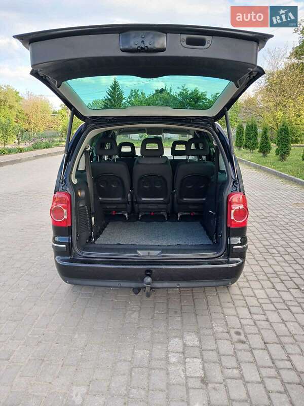 Минивэн Volkswagen Sharan 2008 в Коломые