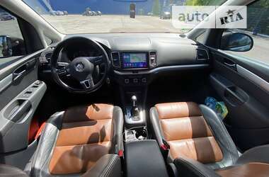 Мінівен Volkswagen Sharan 2012 в Чернівцях