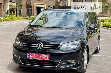 Мінівен Volkswagen Sharan 2013 в Києві