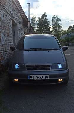 Минивэн Volkswagen Sharan 1998 в Ивано-Франковске