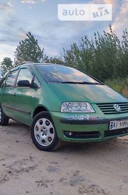 Минивэн Volkswagen Sharan 2002 в Киеве