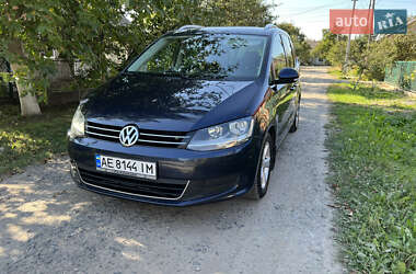 Минивэн Volkswagen Sharan 2011 в 