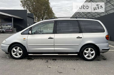 Минивэн Volkswagen Sharan 1999 в Львове