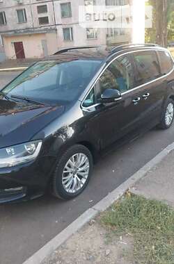 Минивэн Volkswagen Sharan 2016 в Харькове