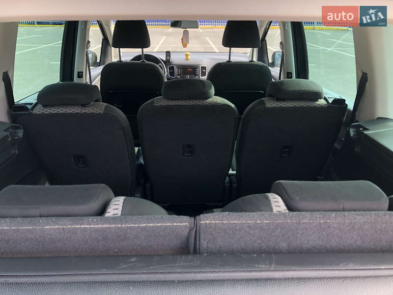 Минивэн Volkswagen Sharan 2012 в Ужгороде