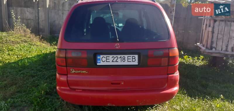 Мінівен Volkswagen Sharan 1998 в Чернівцях