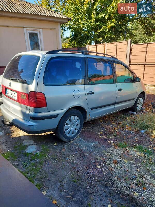 Мінівен Volkswagen Sharan 2000 в Черкасах
