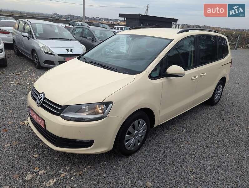 Минивэн Volkswagen Sharan 2013 в Ровно