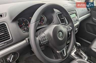 Минивэн Volkswagen Sharan 2013 в Ровно